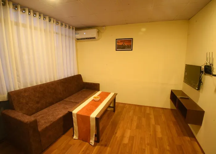 Zenith Apartment *